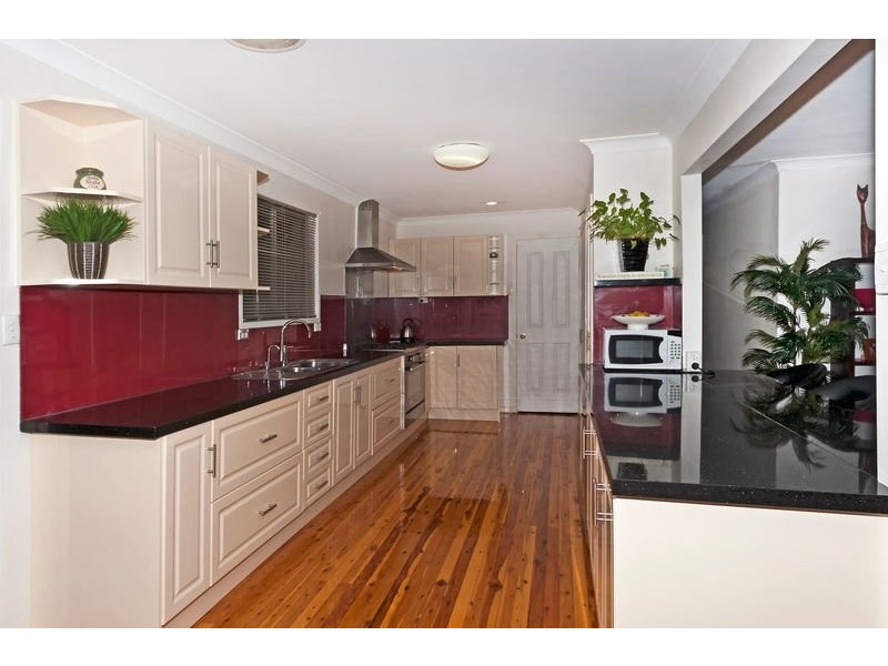 5 Cambridge Street, Harristown QLD 4350