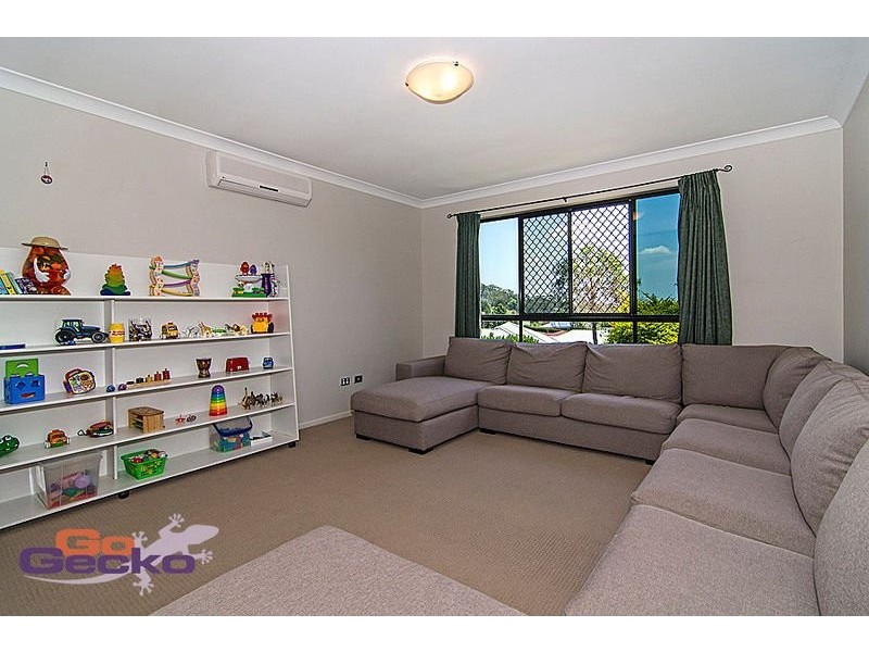 15 Clayton Court, Cotswold Hills QLD 4350