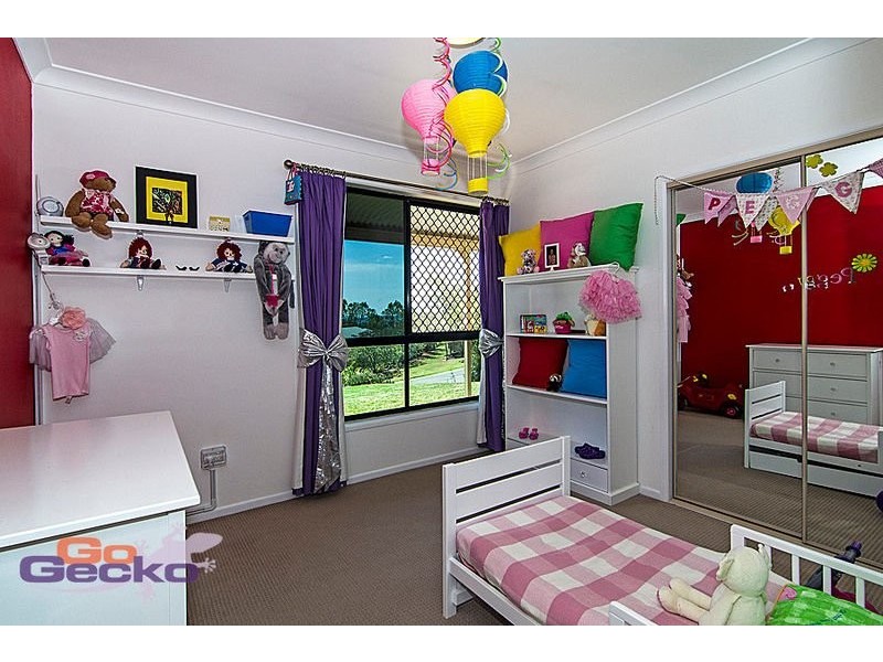 15 Clayton Court, Cotswold Hills QLD 4350