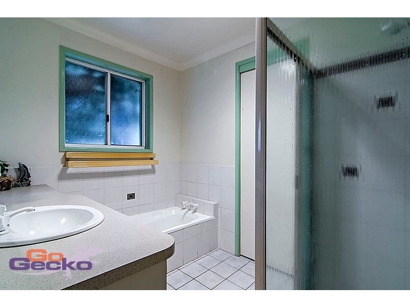 1 Blue Gum Drive, Highfields QLD 4352