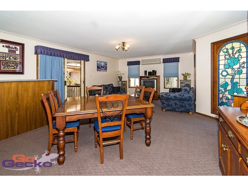 6 Schloss Court, Westbrook QLD 4350