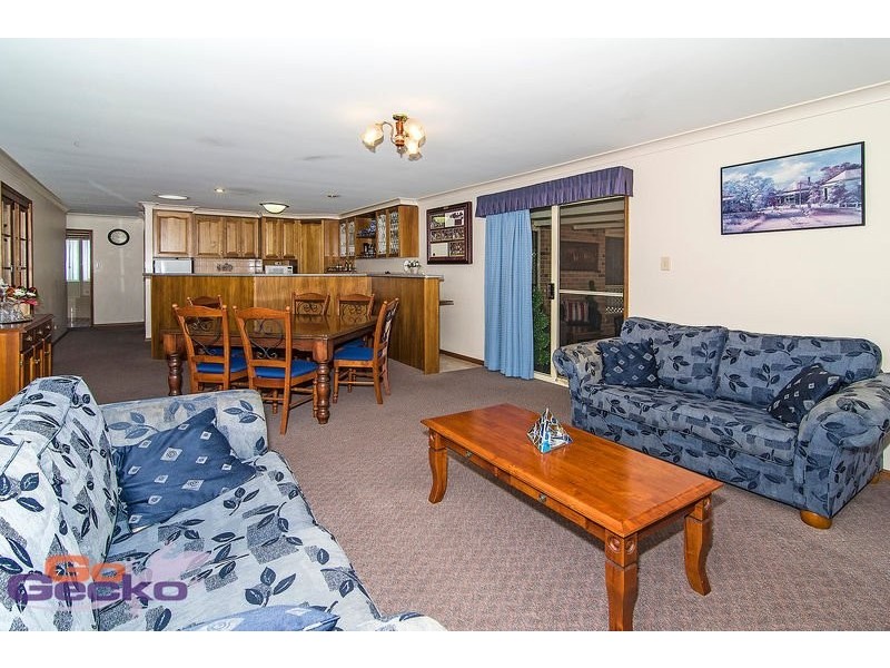 6 Schloss Court, Westbrook QLD 4350