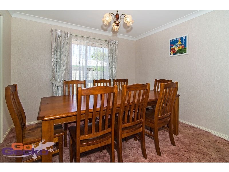 8 Emma Drive, Kearneys Spring QLD 4350