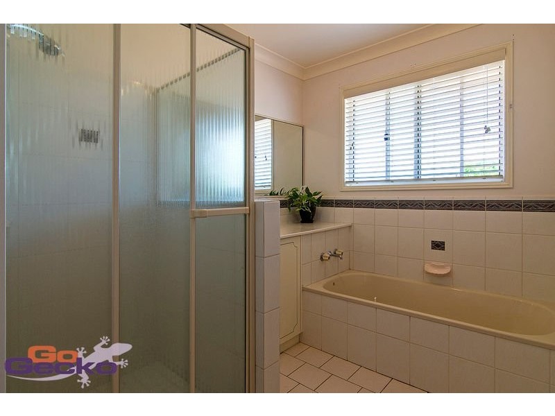 8 Emma Drive, Kearneys Spring QLD 4350