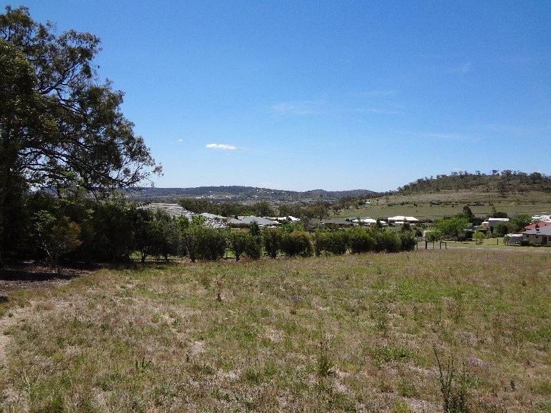 22 Ryan Drive, Cotswold Hills QLD 4350