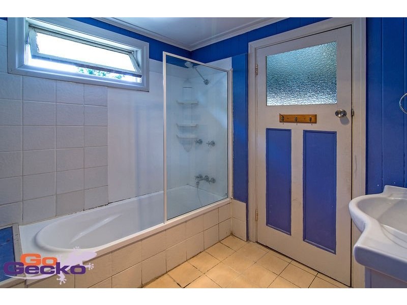 18 Boulton Terrace, Toowoomba City QLD 4350