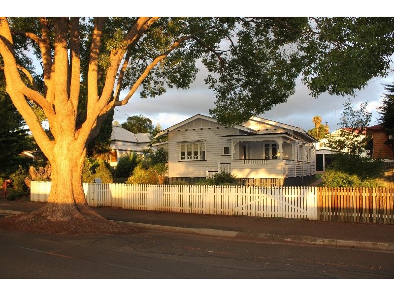 106 Mary Street, East Toowoomba QLD 4350