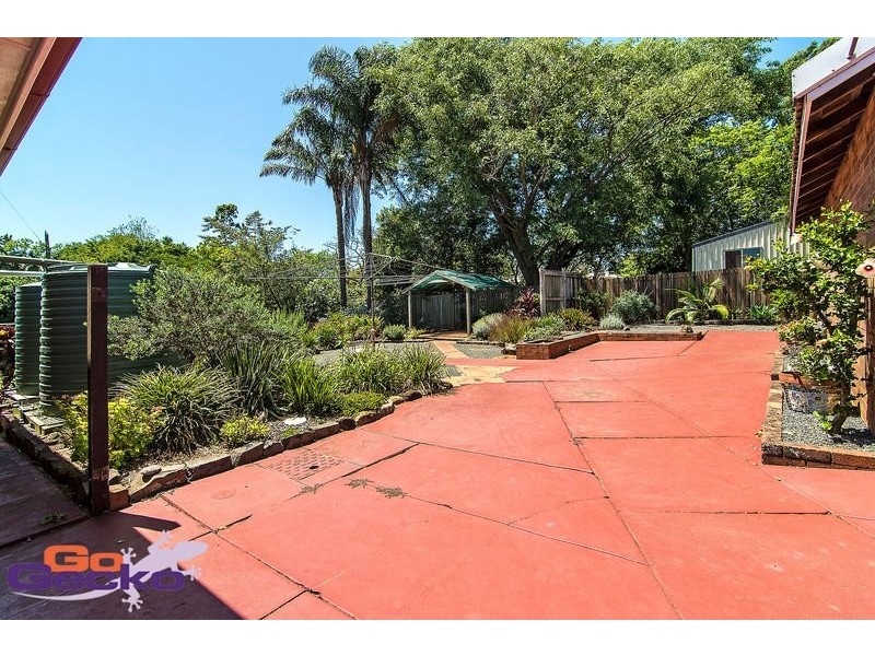 8 Jonathan Street, Rockville QLD 4350