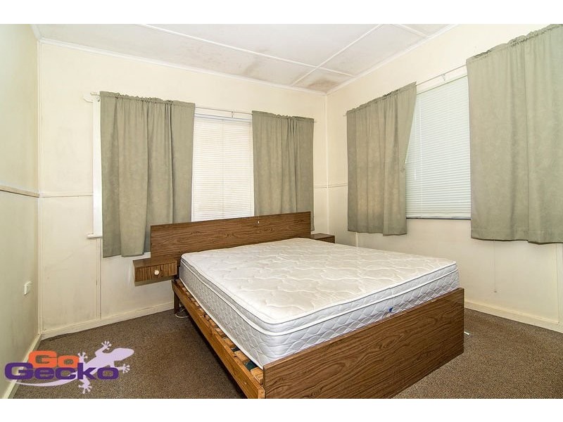 26 Teesdale Avenue, Newtown QLD 4350