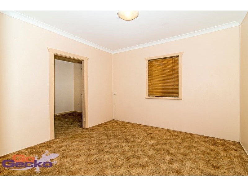 10 Searle Street, South Toowoomba QLD 4350