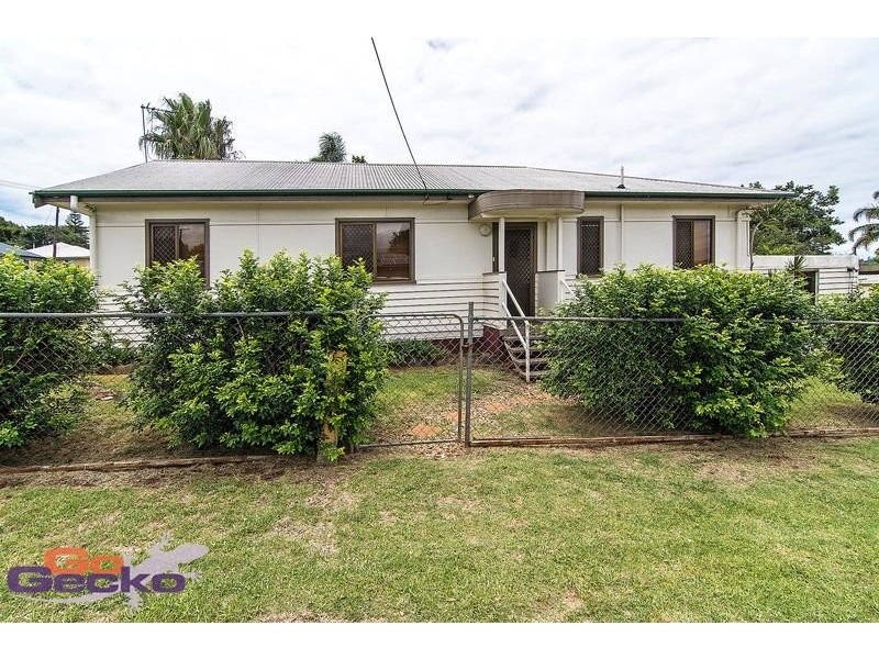 10 Searle Street, South Toowoomba QLD 4350
