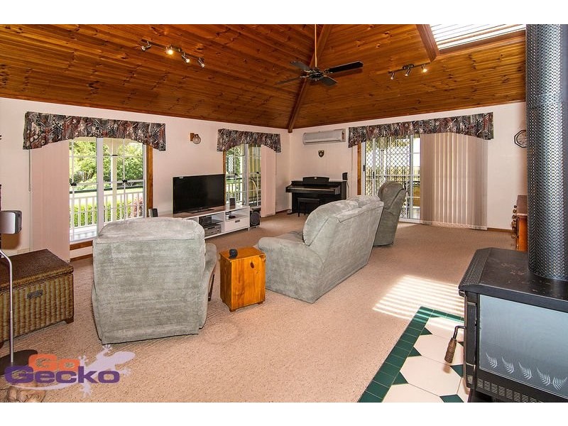 8 Cheviot Street, Harristown QLD 4350