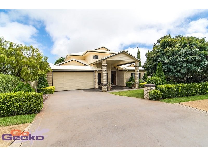 9 Ridgewood Drive, Kearneys Spring QLD 4350