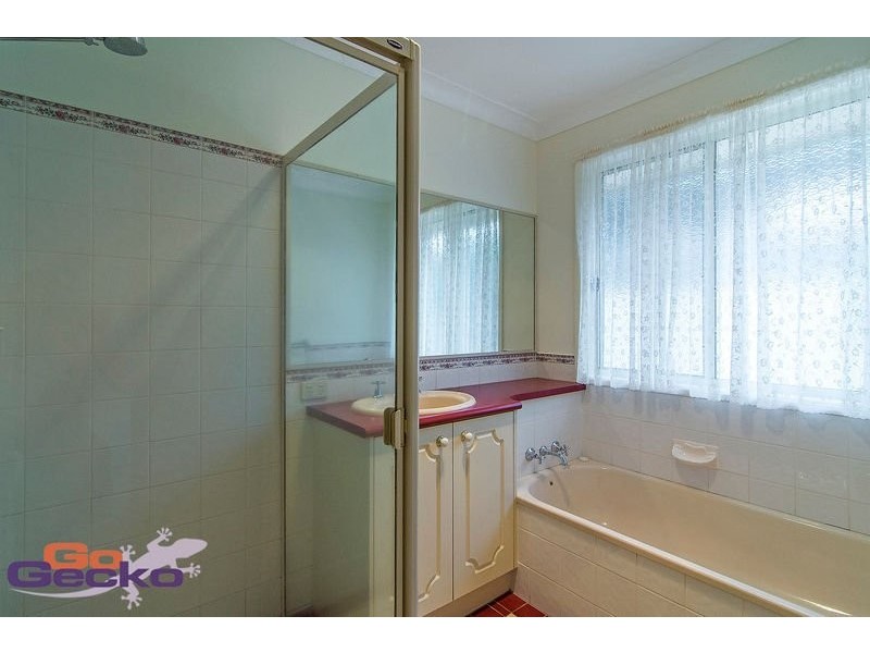 9 Audrey Court, Middle Ridge QLD 4350