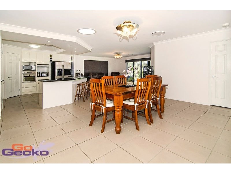 27 Federation Drive, Highfields QLD 4352
