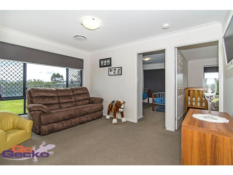 27 Federation Drive, Highfields QLD 4352