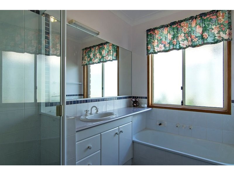 14 Collingwood Close, Middle Ridge QLD 4350