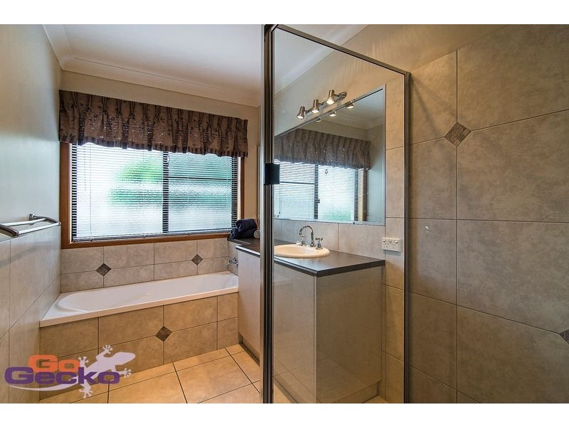 21 Tennyson Court, Westbrook QLD 4350