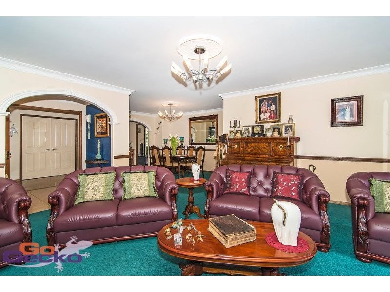 1 Camelia Close, Highfields QLD 4352