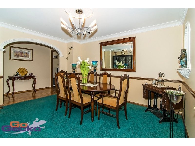 1 Camelia Close, Highfields QLD 4352