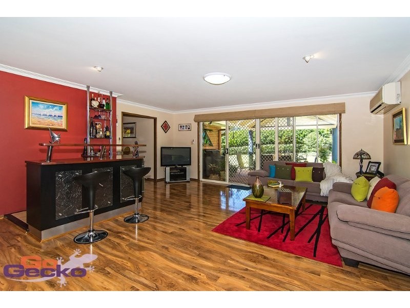 1 Camelia Close, Highfields QLD 4352