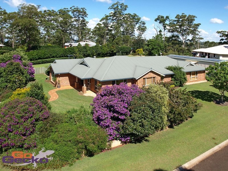 1 Camelia Close, Highfields QLD 4352