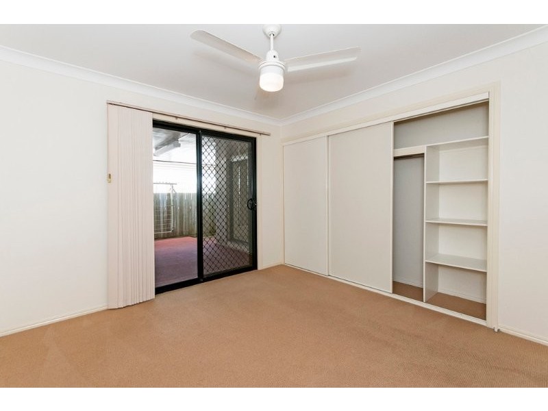 2/291 James Street, Newtown QLD 4350