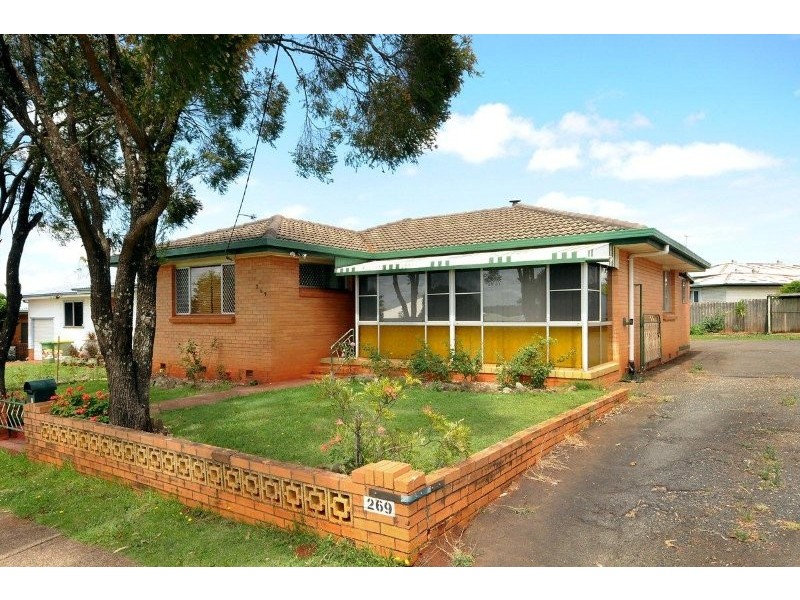 269 Tor Street, Wilsonton QLD 4350