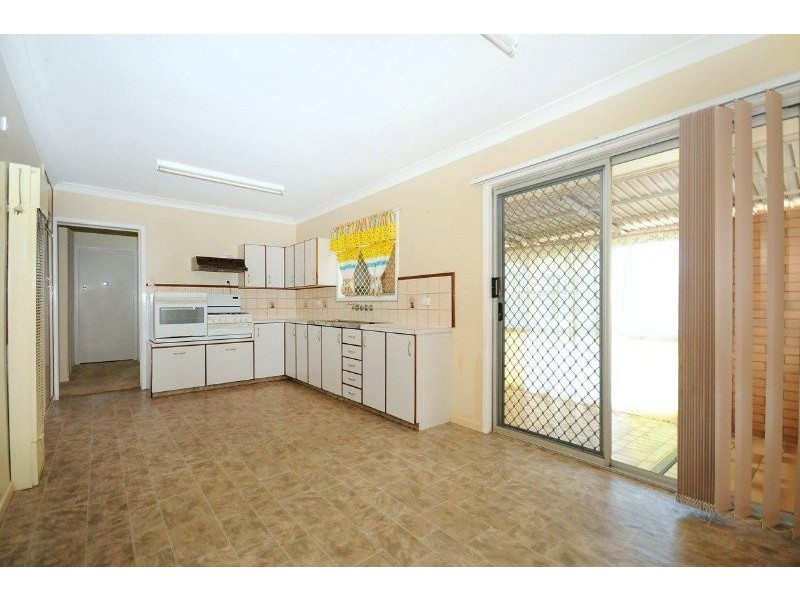 269 Tor Street, Wilsonton QLD 4350