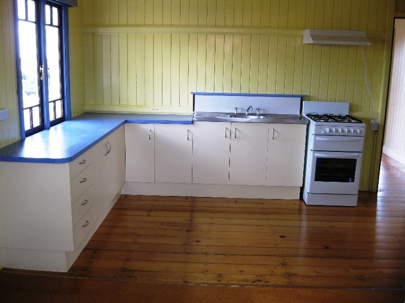 480 Mackenzie Street, Middle Ridge QLD 4350