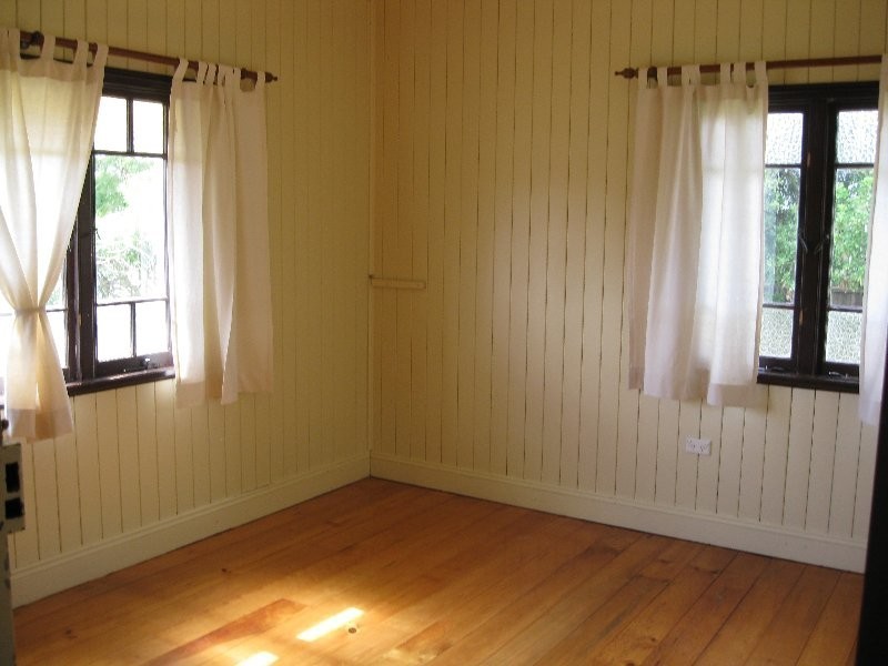 480 Mackenzie Street, Middle Ridge QLD 4350