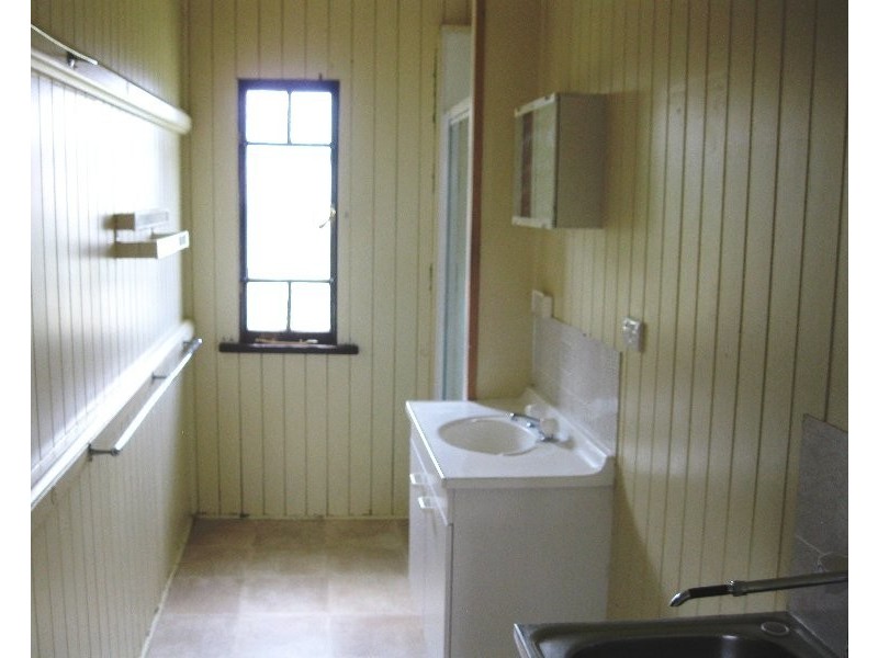 480 Mackenzie Street, Middle Ridge QLD 4350