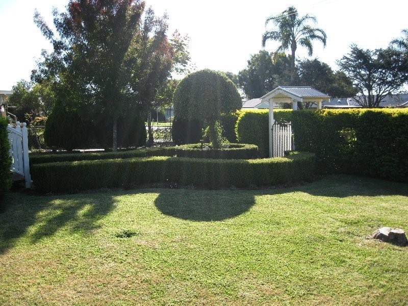 20 Hamilton Street, Newtown QLD 4350