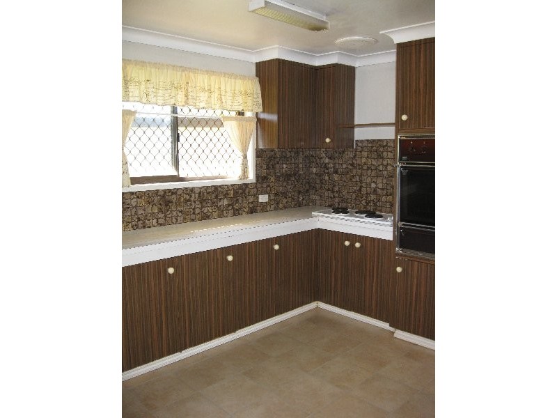 6 Bow Court, Darling Heights QLD 4350