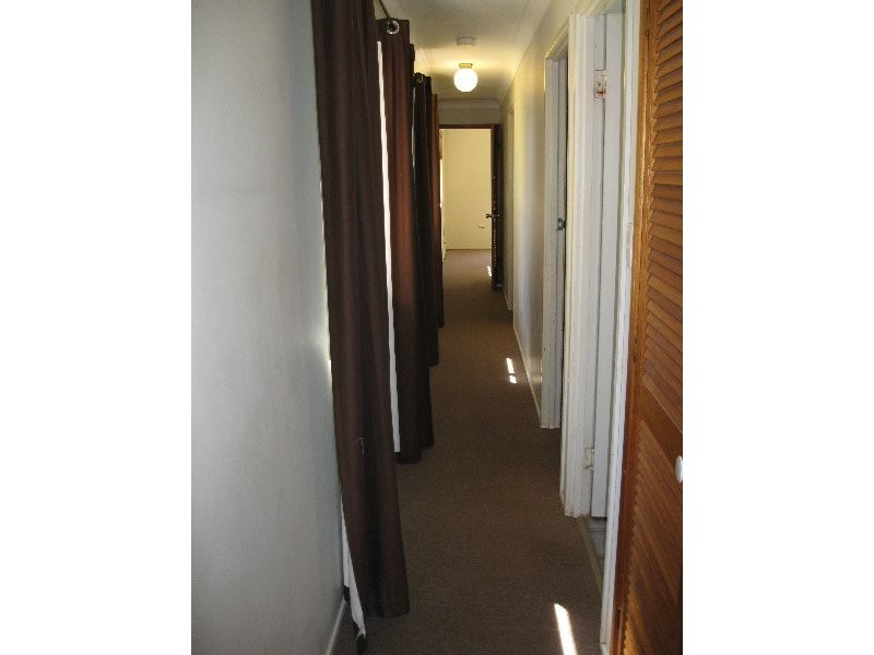 6 Bow Court, Darling Heights QLD 4350