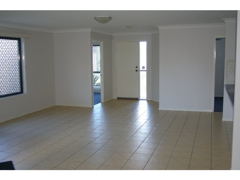 5 Kauri Street, Kearneys Spring QLD 4350
