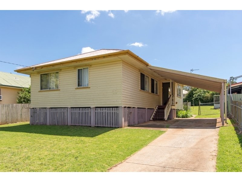 10 Mooney Street, Harlaxton QLD 4350