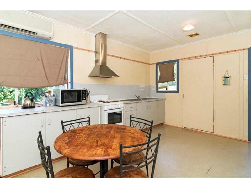 10 Mooney Street, Harlaxton QLD 4350