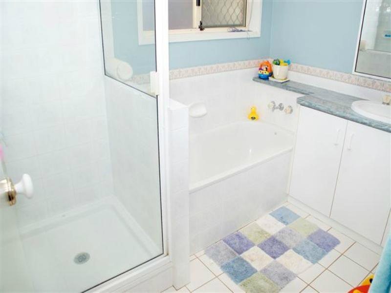 20 Nellie Street, Centenary Heights QLD 4350