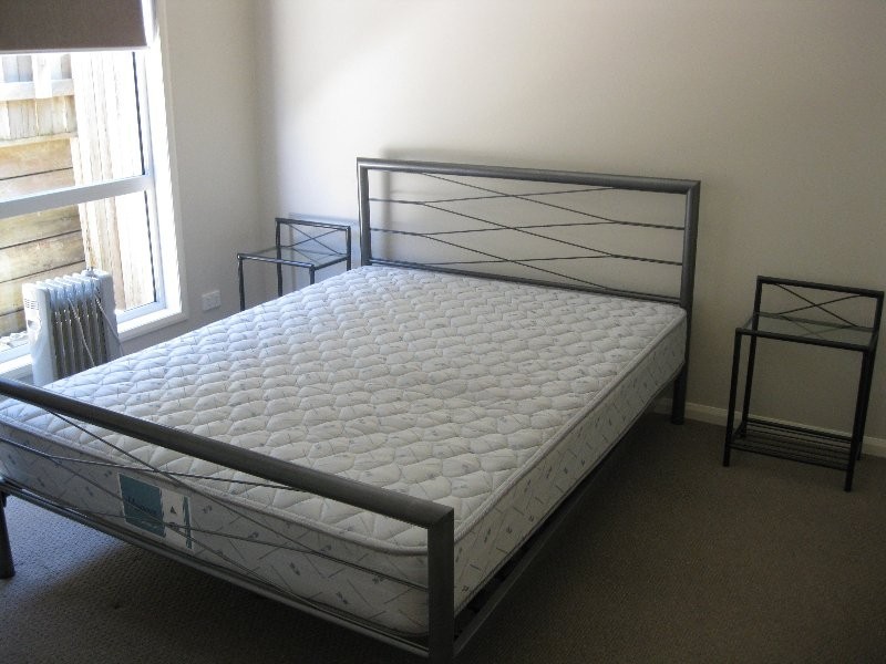 2/13 Sambar Court, Kearneys Spring QLD 4350