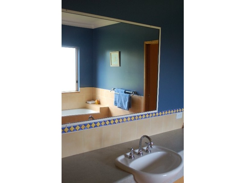 131 Tabletop Road, Withcott QLD 4352