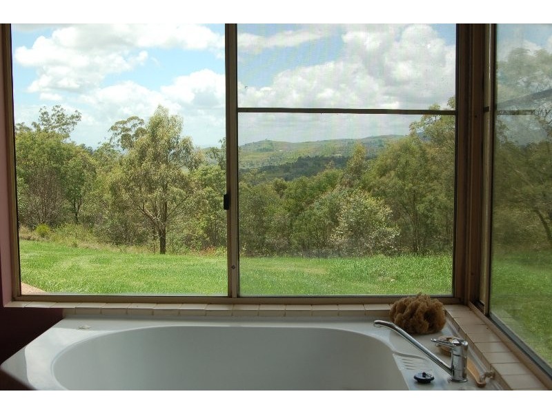 131 Tabletop Road, Withcott QLD 4352