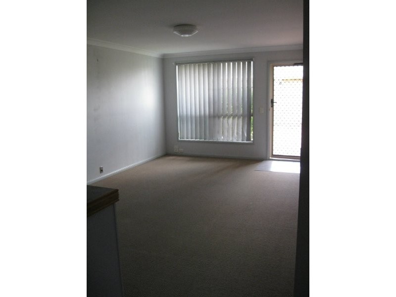 2/10 Carmen Street, Toowoomba QLD 4350