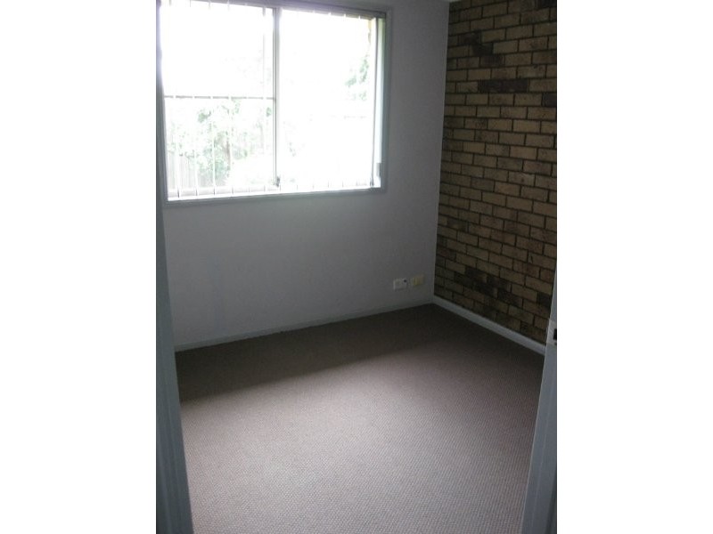 2/10 Carmen Street, Toowoomba QLD 4350