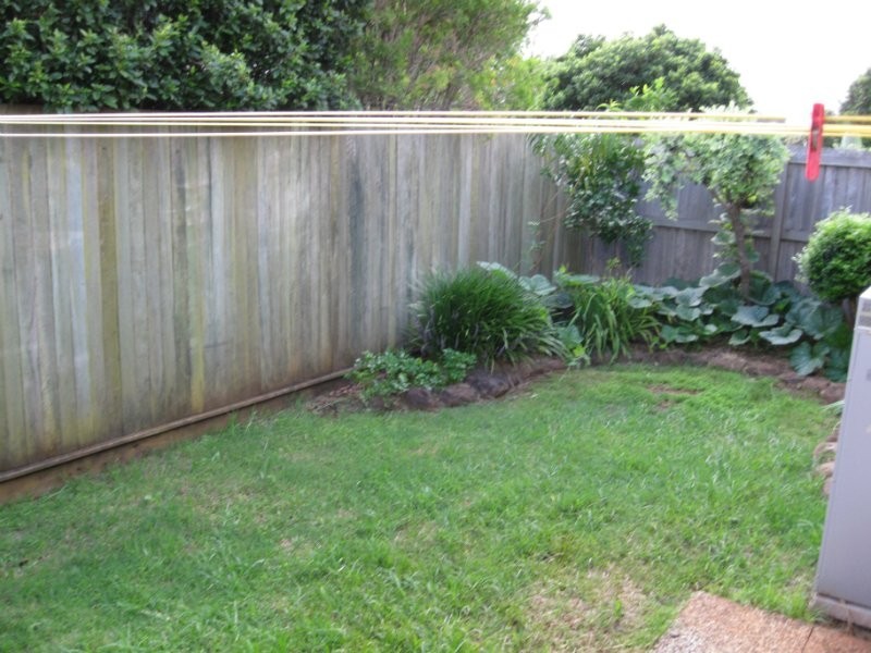 2/10 Carmen Street, Toowoomba QLD 4350