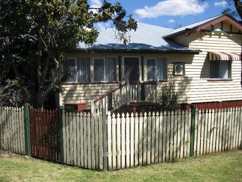 12 Lochel Street, Toowoomba QLD 4350