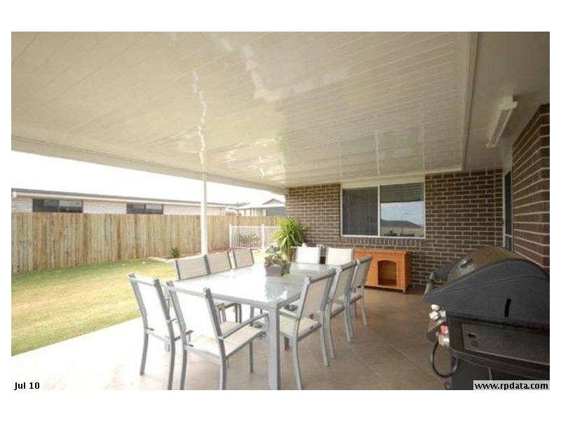 16 grundy street, Westbrook QLD 4350