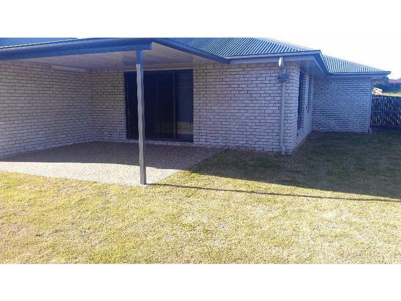 96 Hogg Street, Wilsonton Heights QLD 4350