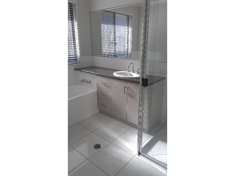 96 Hogg Street, Wilsonton Heights QLD 4350