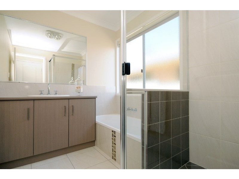 8A Jennings Street, South Toowoomba QLD 4350